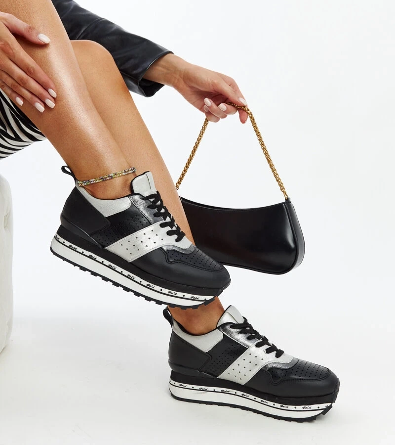 Juodi sportiniai bateliai su aukšta pakulne Askalua