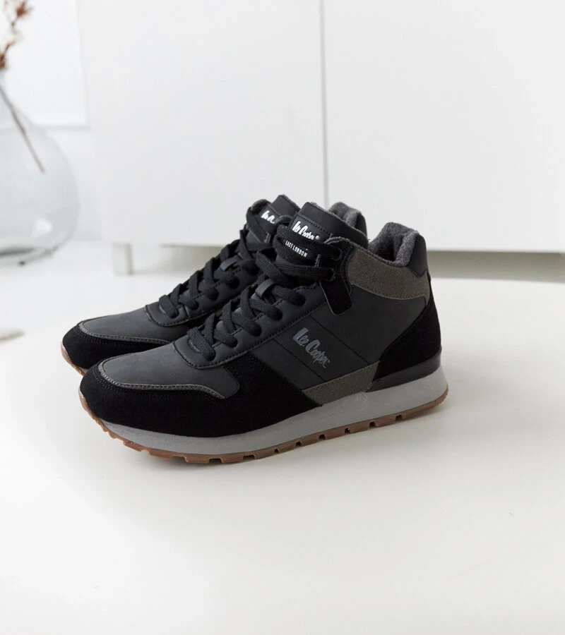 Juodi sportiniai bateliai Lee Cooper LCJ-23-31-3066M